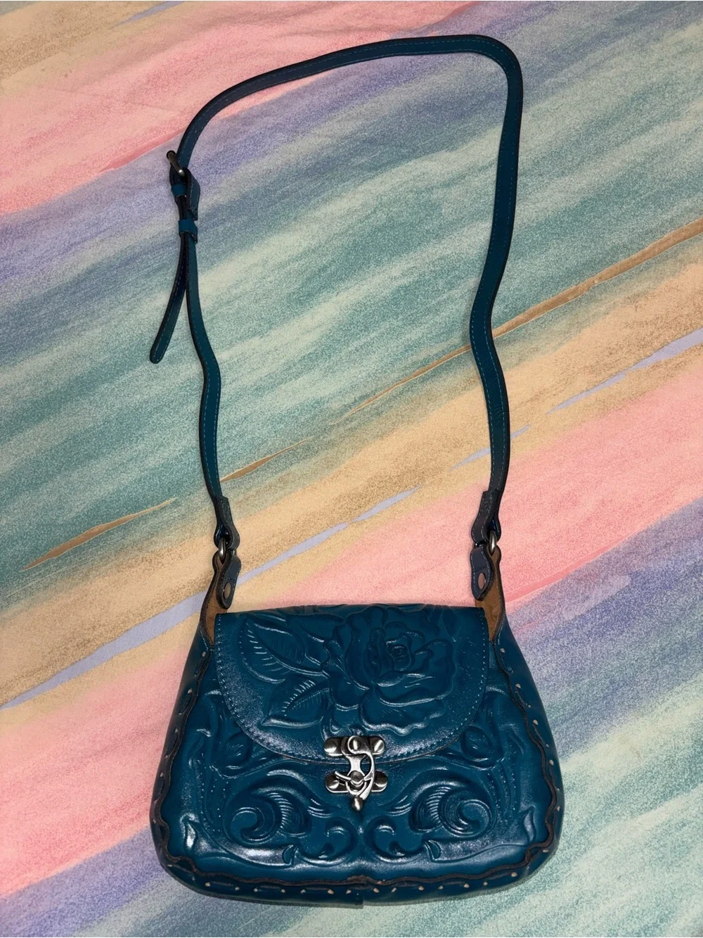 Patricia Nash Lucia blue coral Rose Tooled Crossbody purse